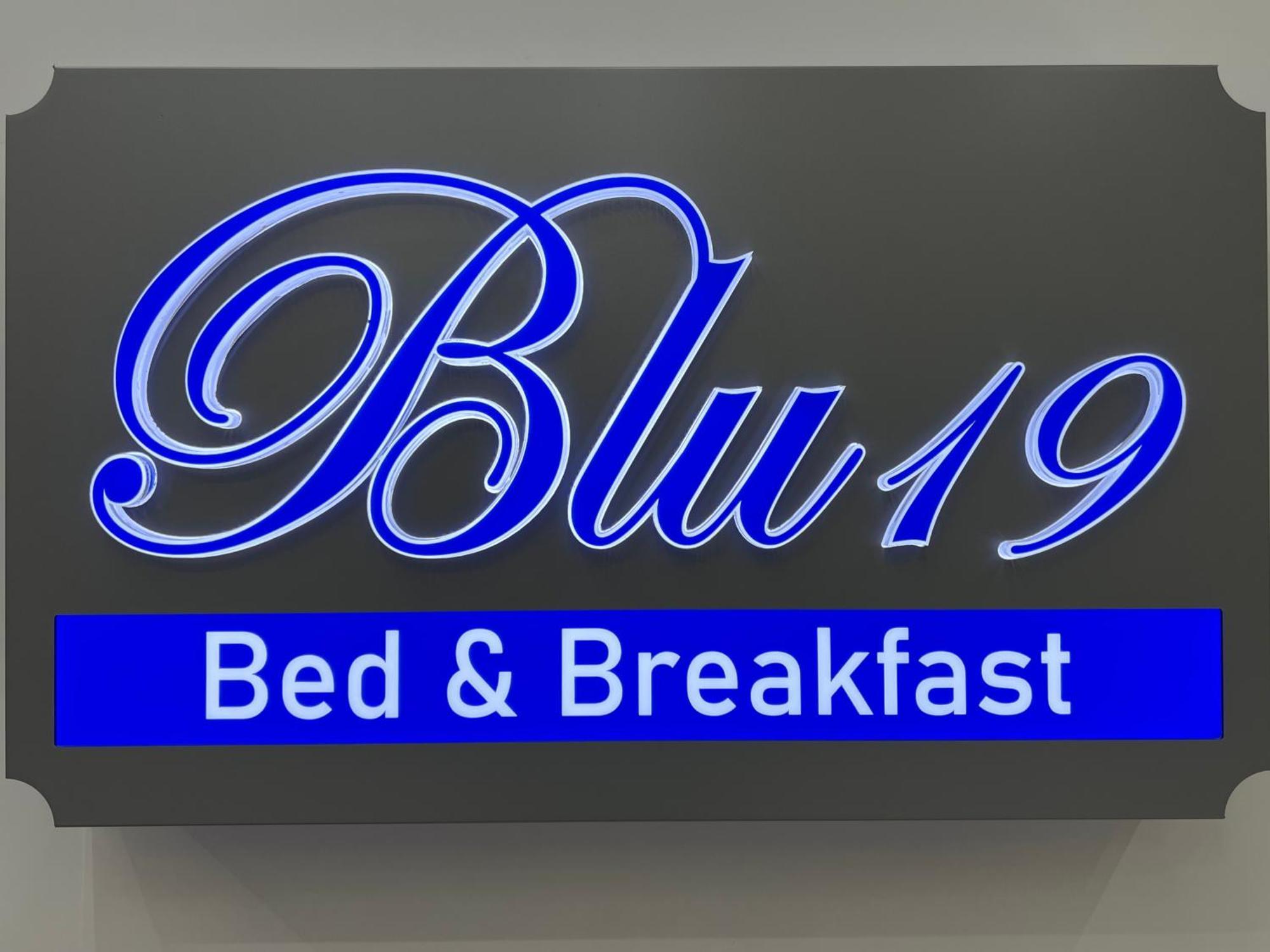 Hotel Blu 19 à Naples Extérieur photo